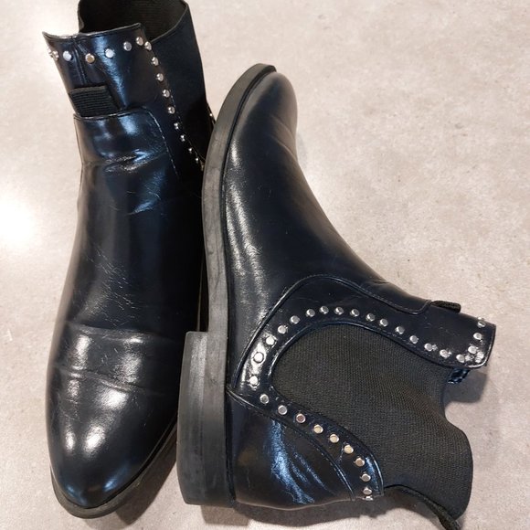 ZARA Women's Flat Ankle Boots w/Silver Studs and Elastic - Black - Size 8.5 - Picture 3 of 9